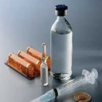 Diabetes-insulin-bottle-and-syringe
